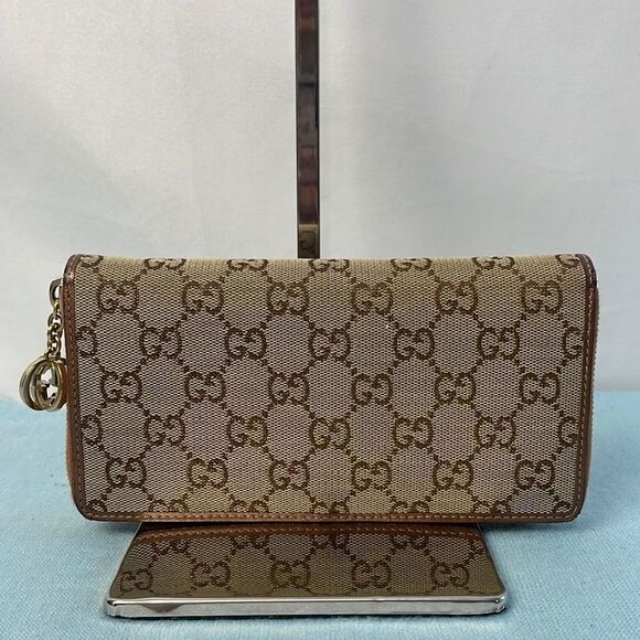 Gucci Brown Logo Continental Wallet - Picture 1 of 5